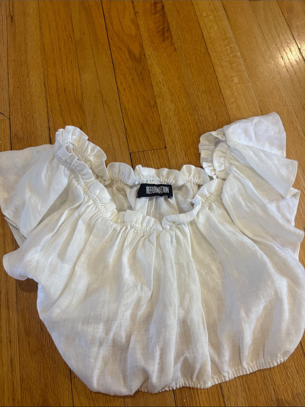 Reformation White two piece, skirt and off the shoulder top - Picture 4 of 5